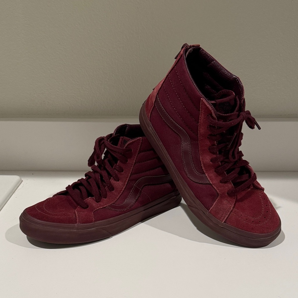 Vans Sk-8 Hi Zip Up Shoe Wm 9.5/Mn 8